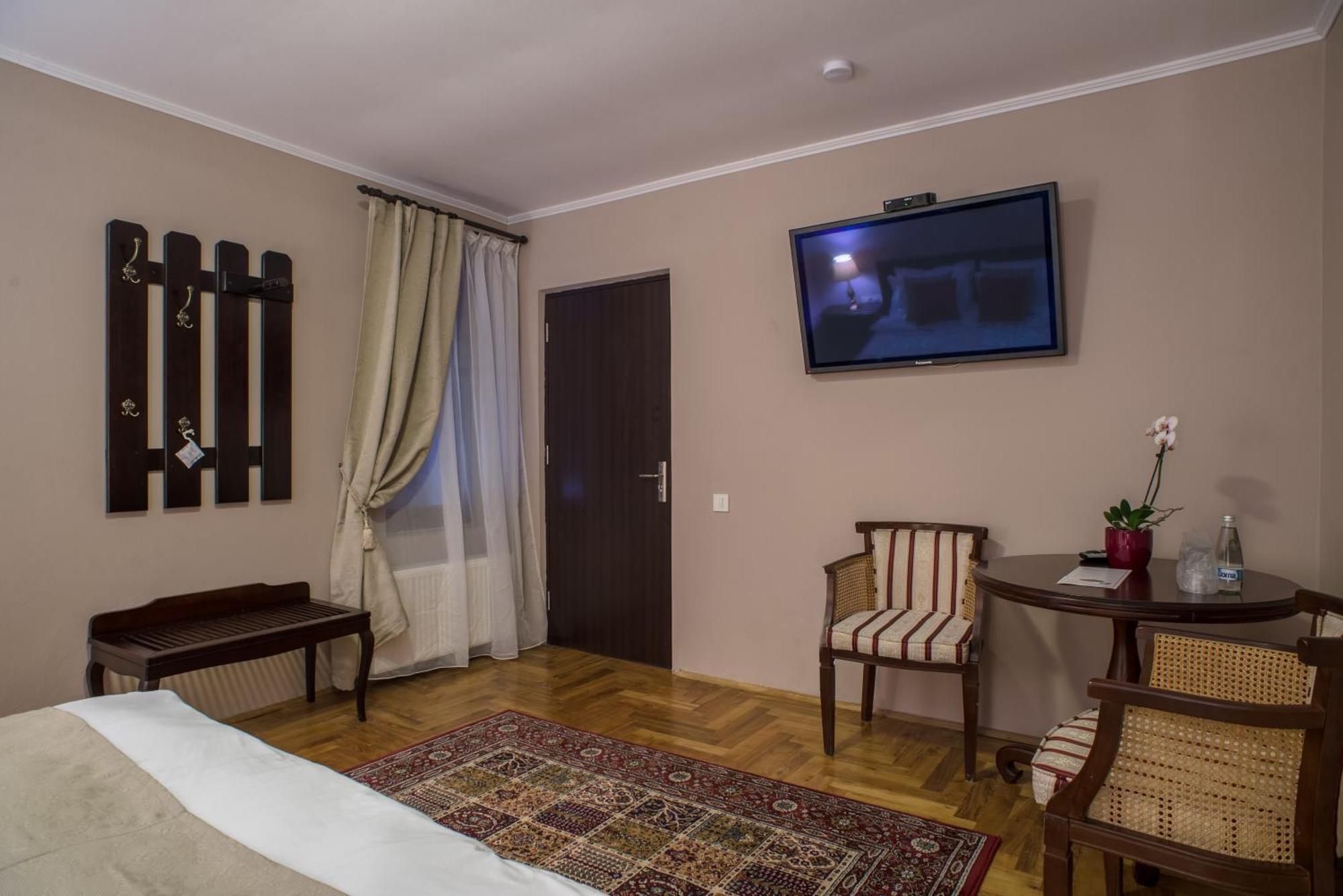 Hotel Drachenhaus à Braşov Chambre photo