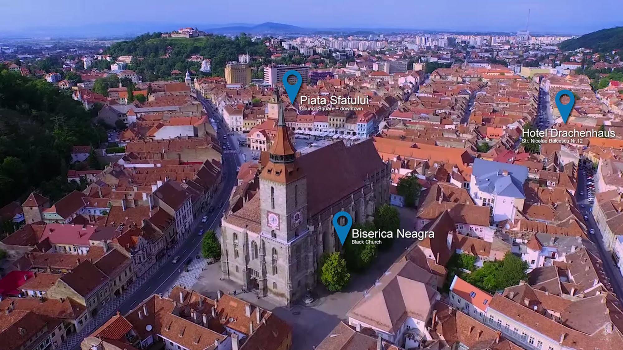 Hotel Drachenhaus à Braşov Extérieur photo
